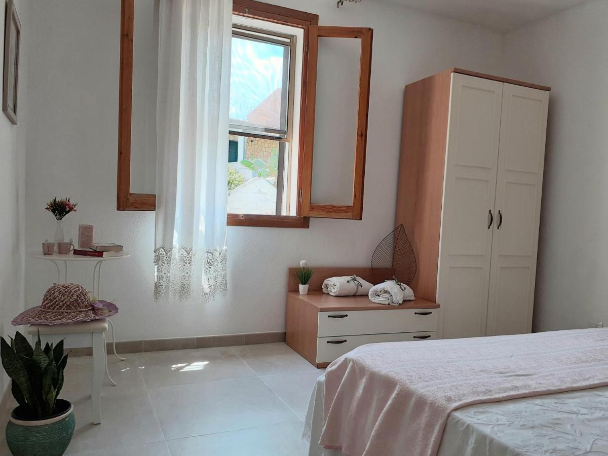Bouganville Valledoria (Sardinia)